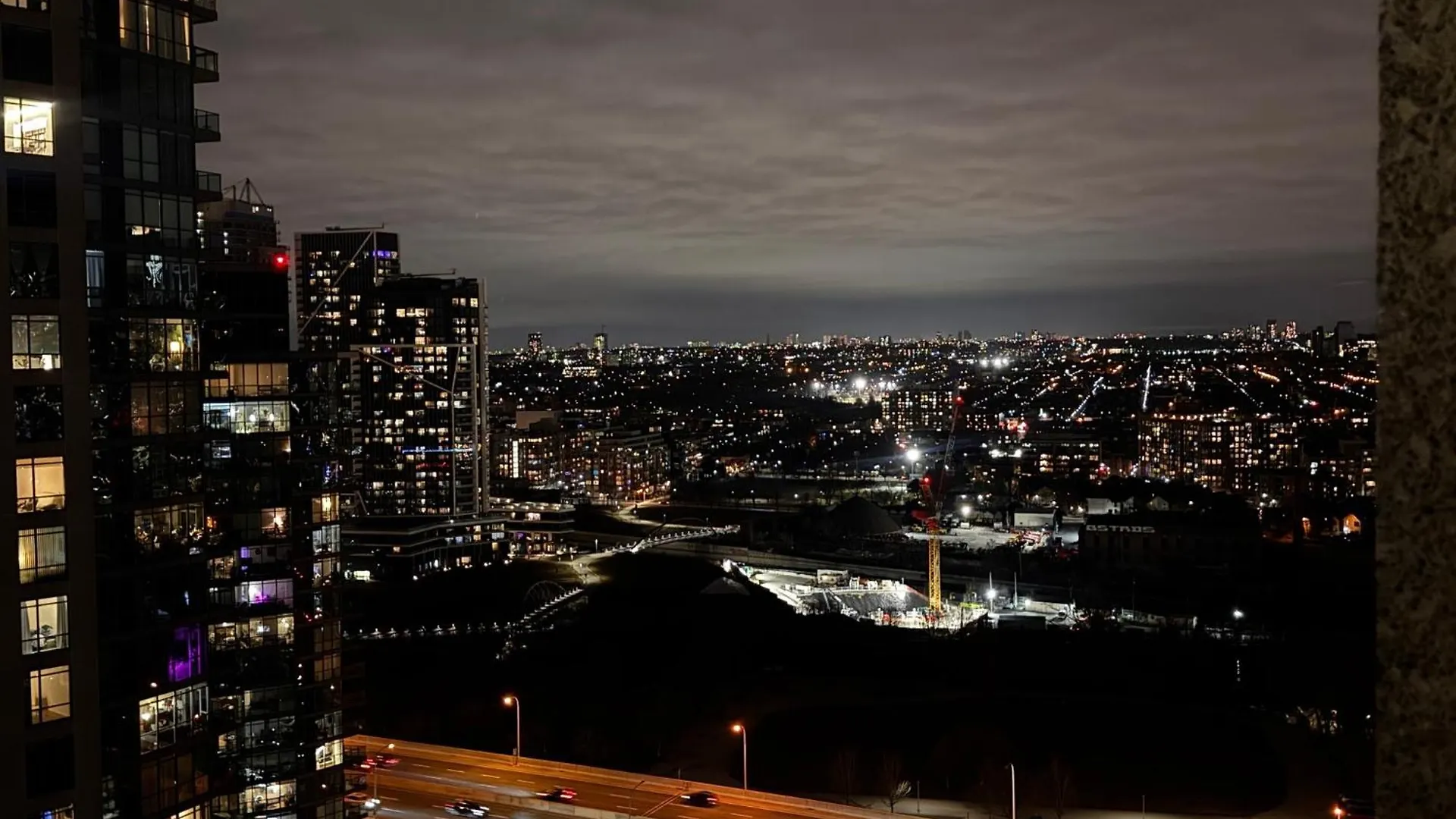 Apartment A Lovely One Bed Room With Sunset Views Toronto